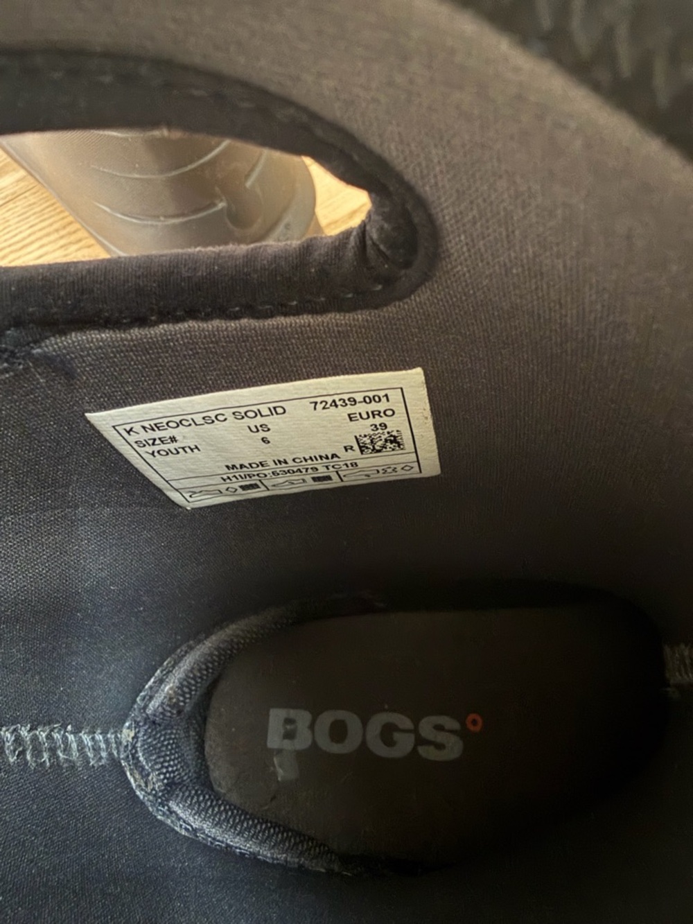 Bogs Kids Black Waterproof Pull-On Mid-Calf Boots - Picture 7 of 7